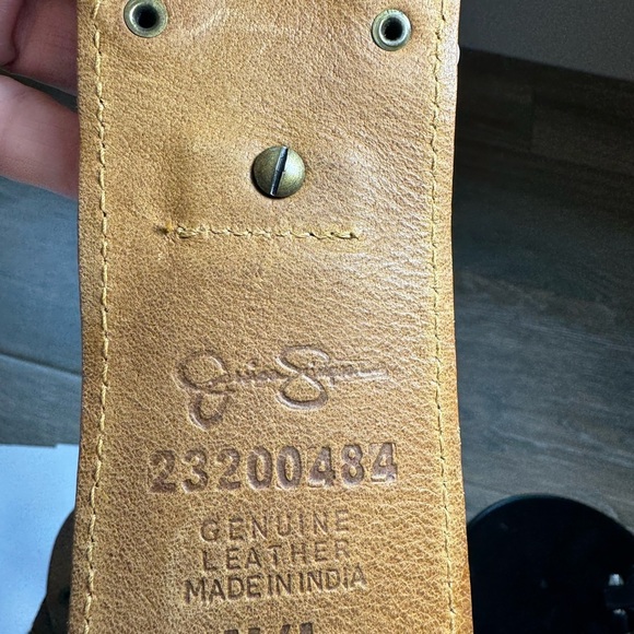 Jessica Simpson open weave leather light brown belt size M/L - Picture 5 of 5